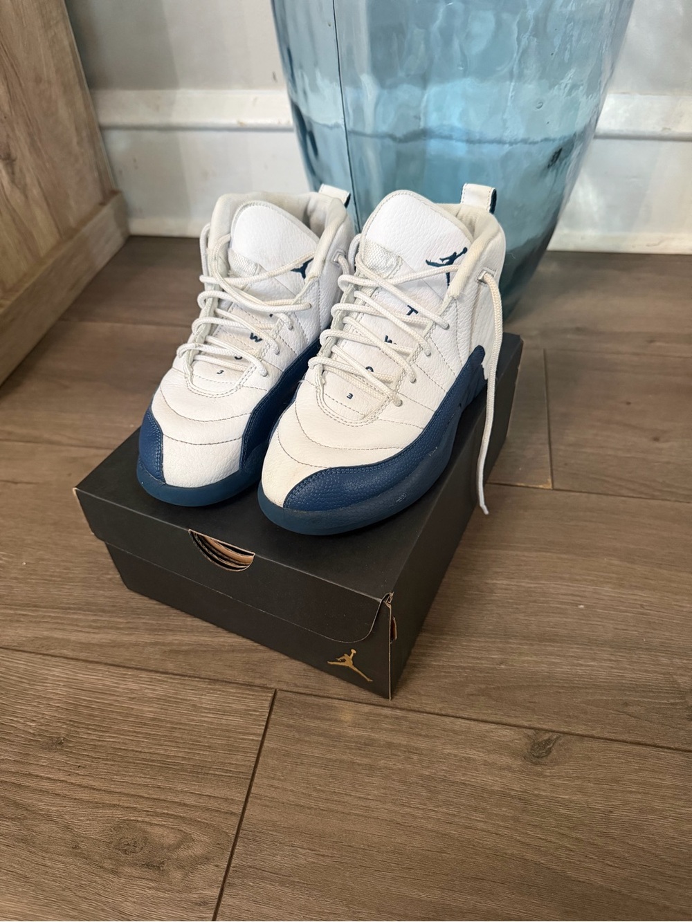 Nike Kids White and Navy Basketball Sneakers